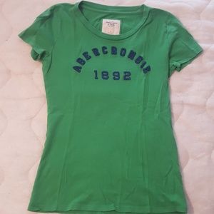 Abercrombie & Fitch t-shirt