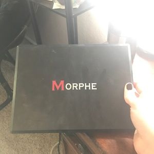 BRAND NEW MORPHE 35N EYESHADOW PALETTE