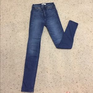 Abercrombie High Waist Jeans