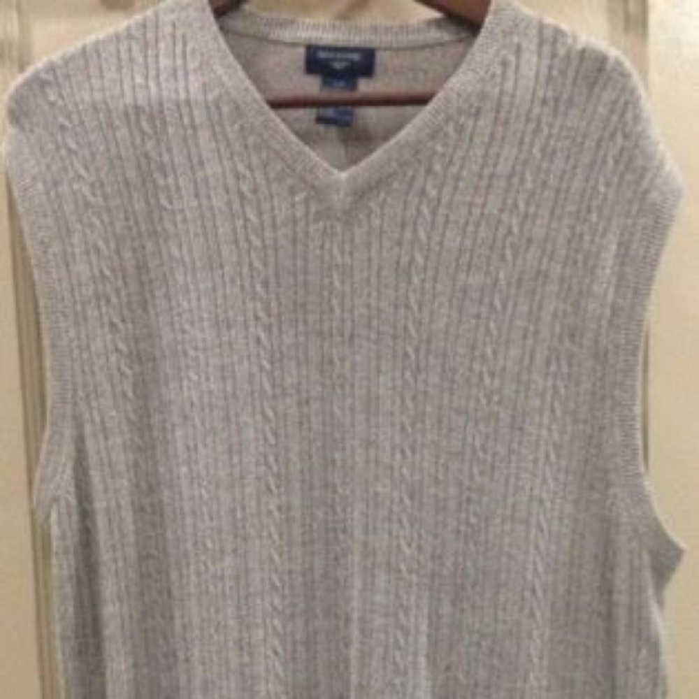 Dockers Beige Sweater Vest, Large - Like New
