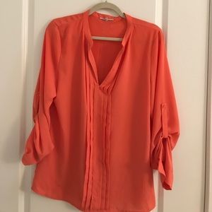 41 Hawthorn tab sleeve blouse
