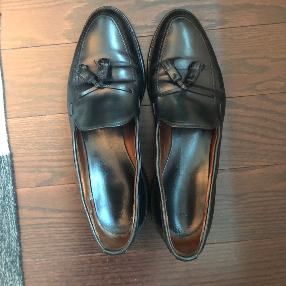Allen Edmonds black leather dress shoes