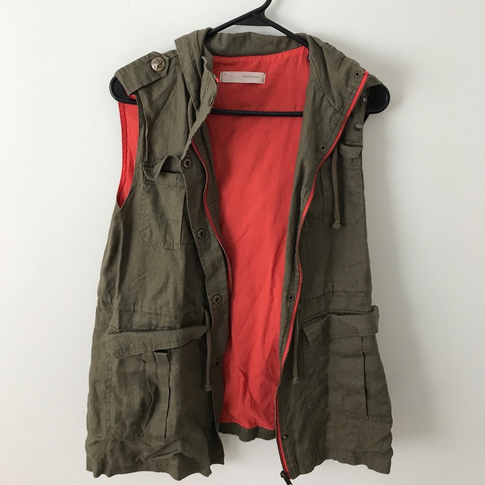 Hooded Vest
