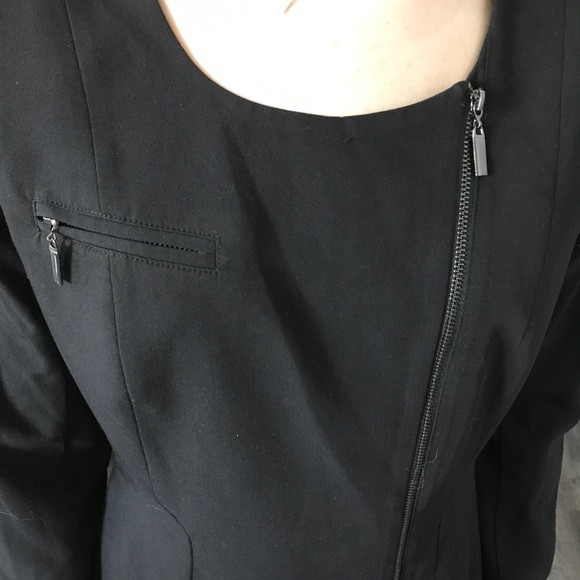 Black Halo zip front dress - Picture 4 of 5