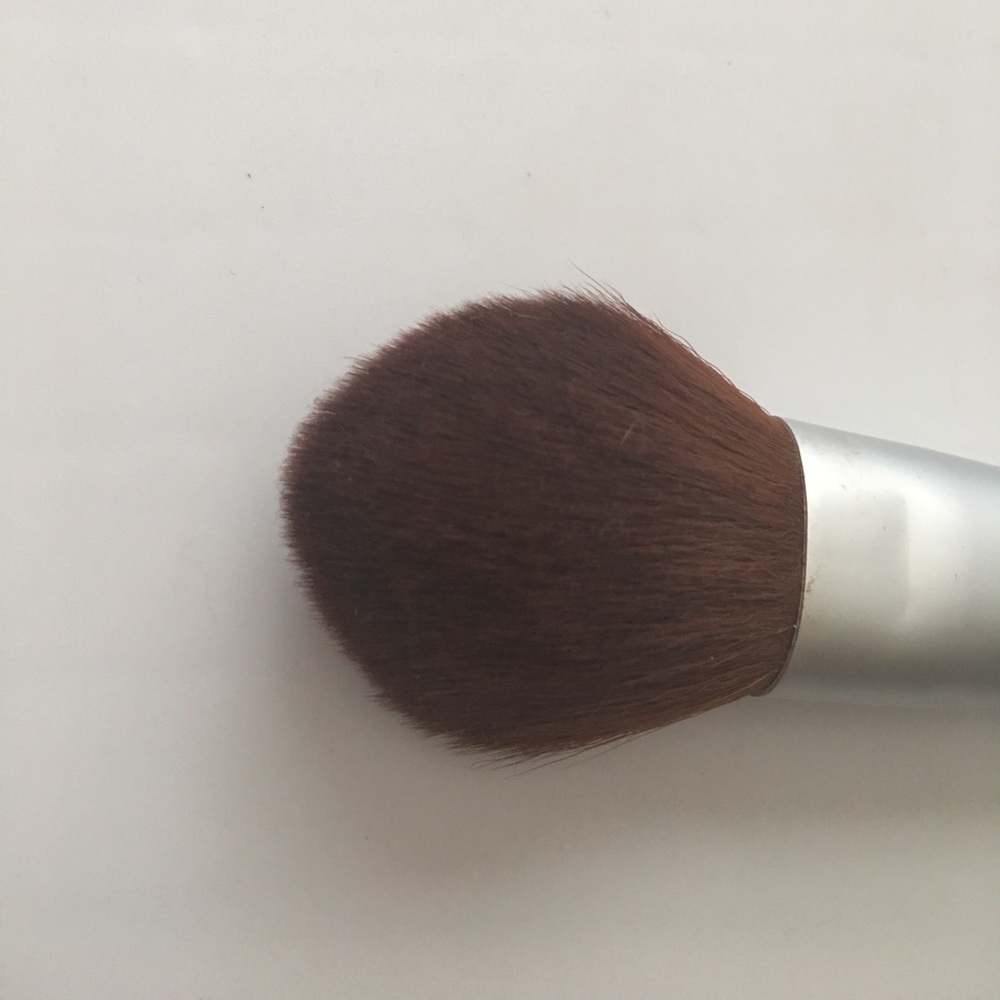 ecoTools makeup brush - Picture 2 of 2