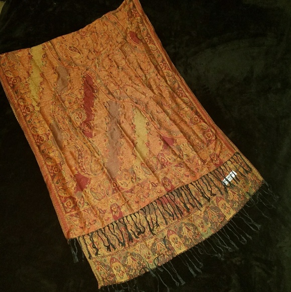 100% Pashmina Scarf W/Tassles - Picture 5 of 8