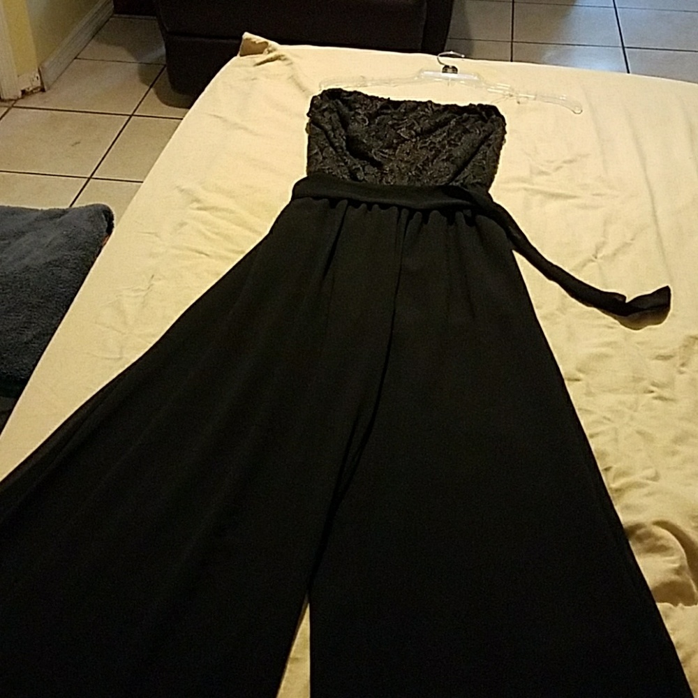 Elegant romper.used only once