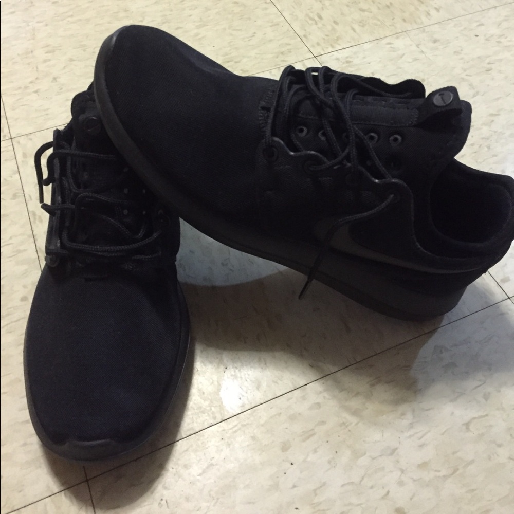 Unisex Nike Roshe Run Black
