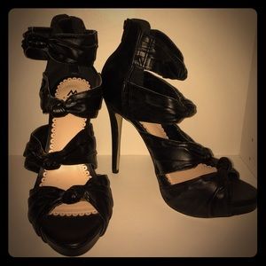 ShoeDazzle "Marianna" heels, size 9.5 in Black