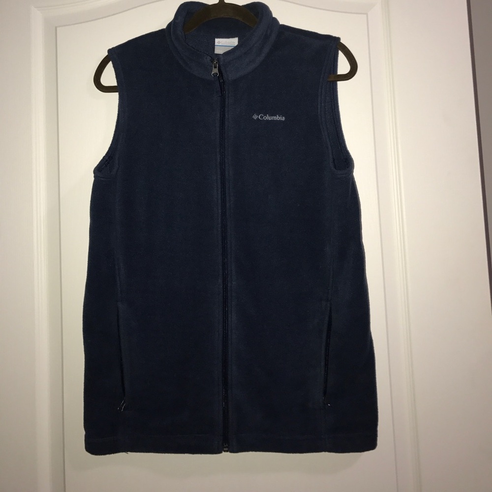 Only worn once!!! Navy Columbia Vest!