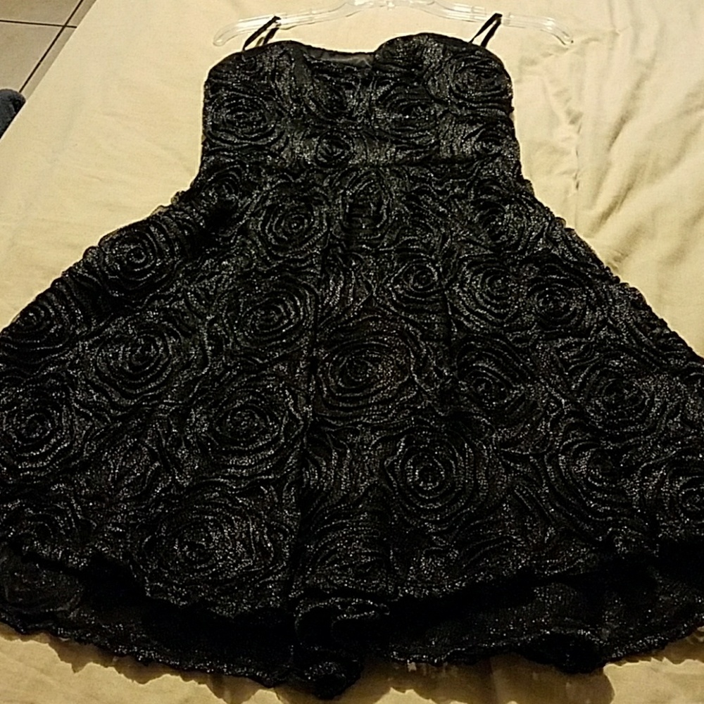 Very cute short dress