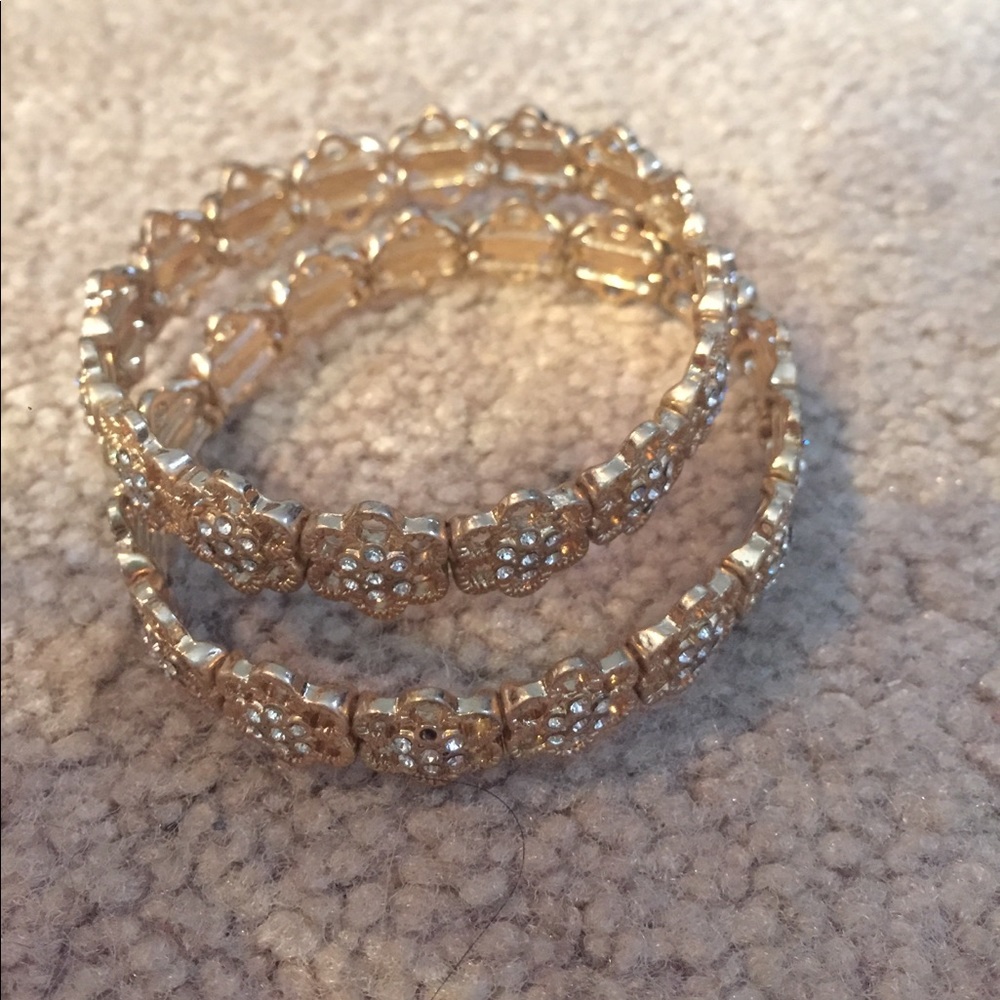 Francesca's: Flower Bracelets (2)