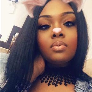 Meet your Posher, Yani