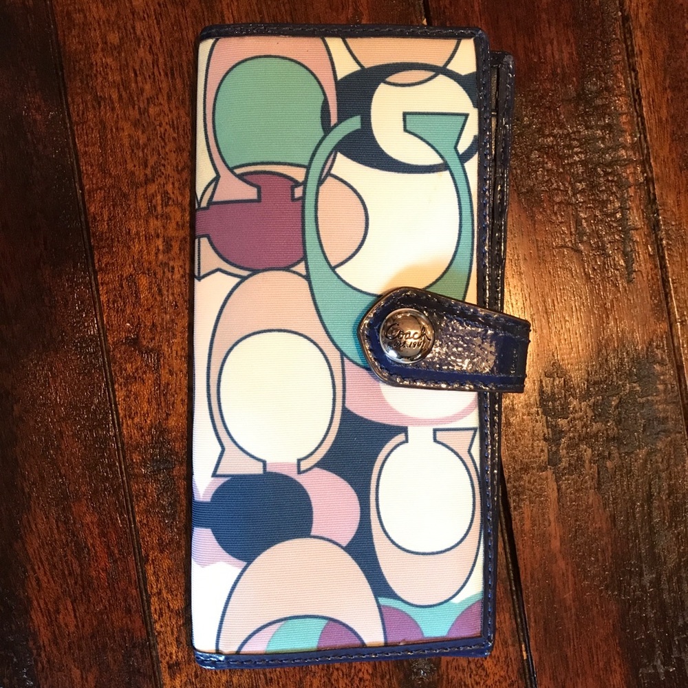 Coach wallet