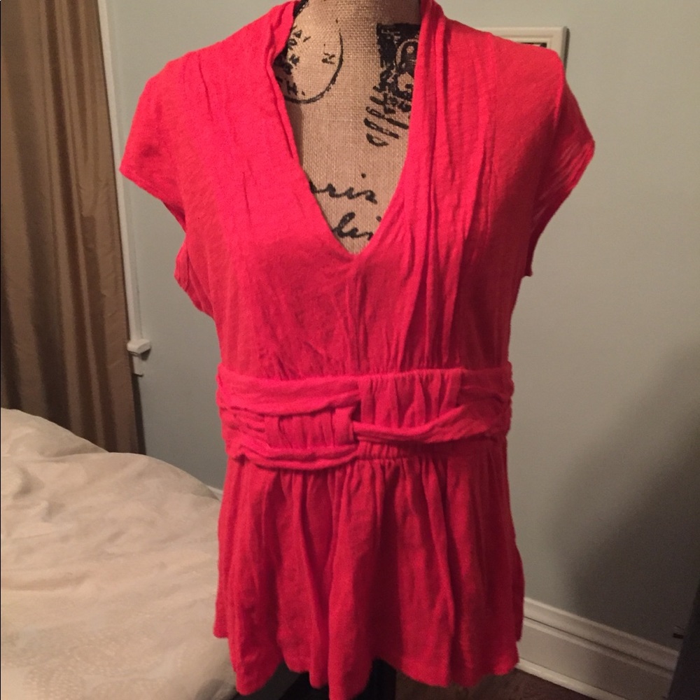 Cute Red Top - Picture 2 of 4