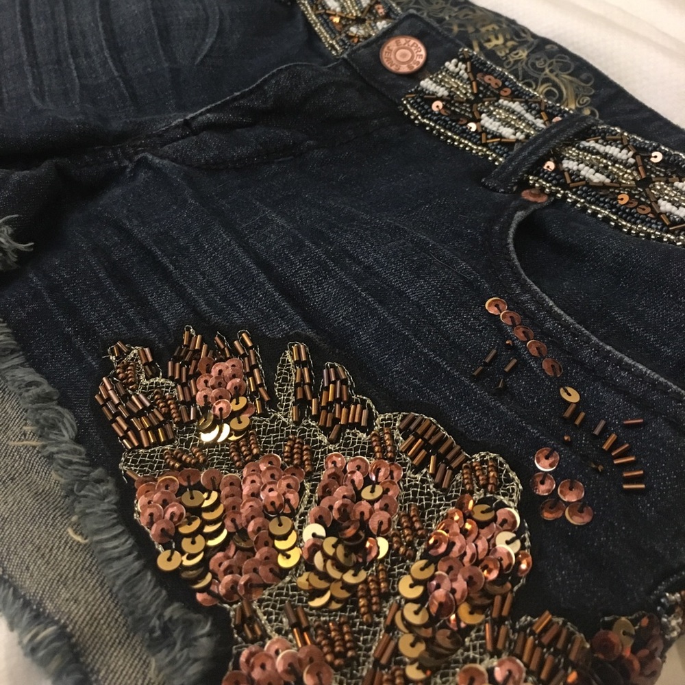 Size 6 express sequined and beaded shorts