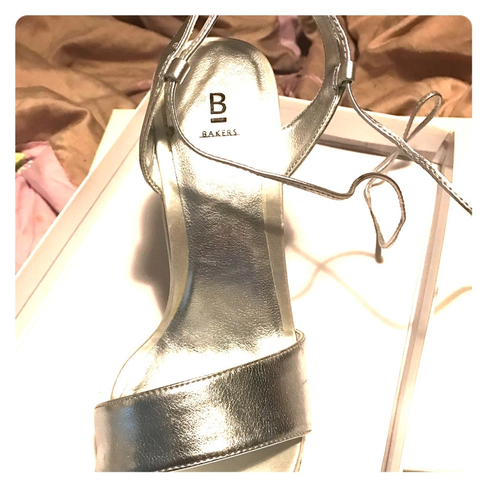 Very cute shoes - Picture 2 of 3