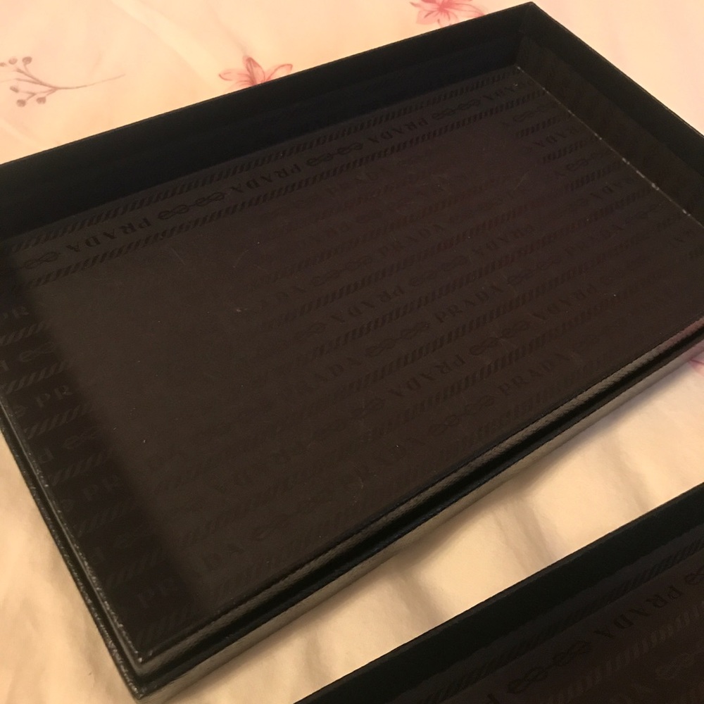 Prada box - Picture 4 of 4