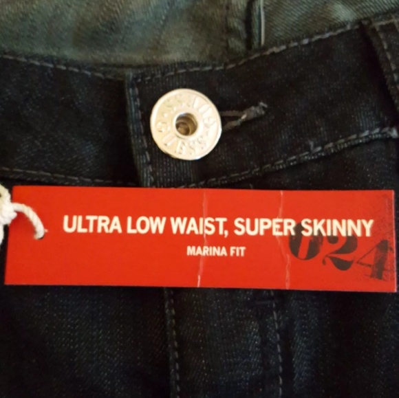 SOLD ON MERCARI - Picture 3 of 3