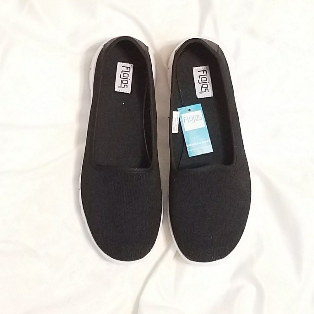 NWT Flojos Black Slip On Flats Size 8