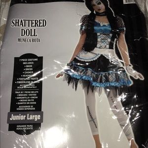 Halloween 🎃 Costume Shattered Doll