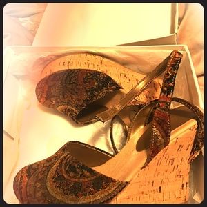 Brand new in box platform wedge