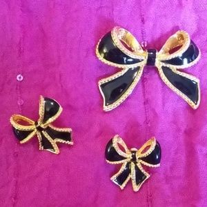 80s Avon Pendant & Earrings