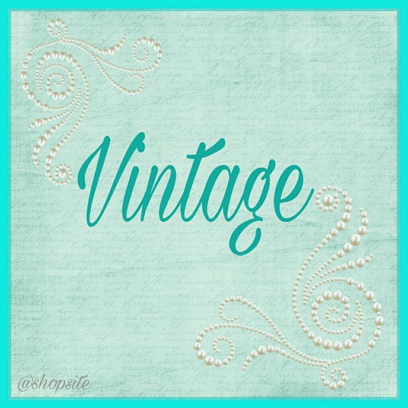 🌺 Vintage Section of my Closet 🌺 - Picture 1 of 1