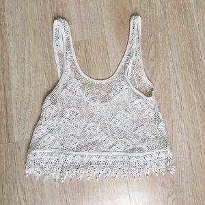 Lace Sarah LA U.S.A. crop top