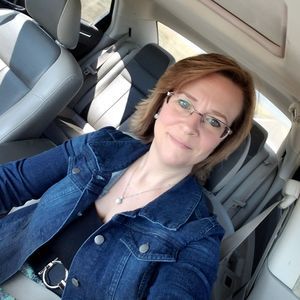 Meet your Posher, Angie