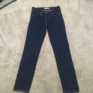 Levi straight leg jeans size  27