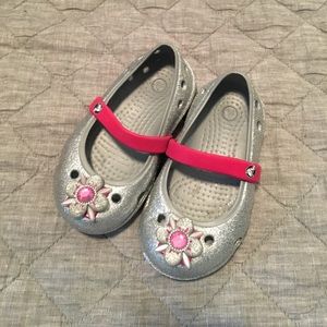 Croc Slip Ons Size 6 - Like New!