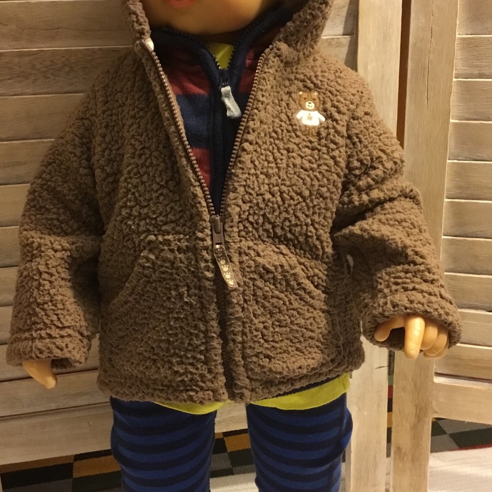 Bundle: 1 vest, 1 bear hoodie jacket & bear socks