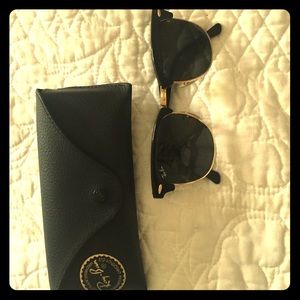 Women's Polarized Ray-Ban Wafers