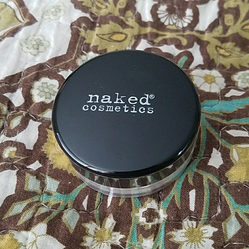 Finishing powder