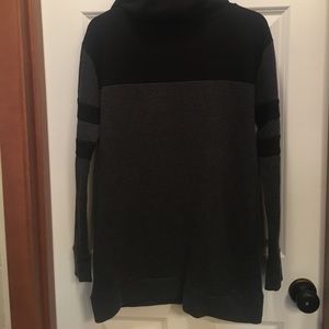 NWOT. Fitted long sleeve.