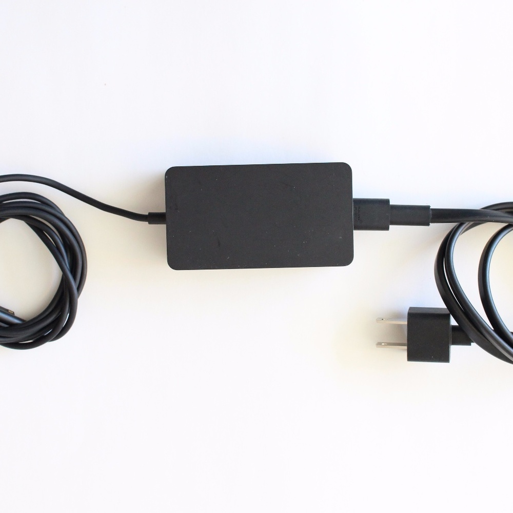 Microsoft Surface 65W Power Supply