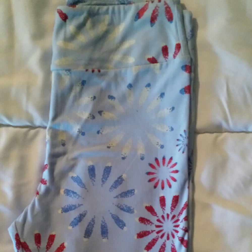 NEW, AMERICANA LULAROE OS LEGGINGS