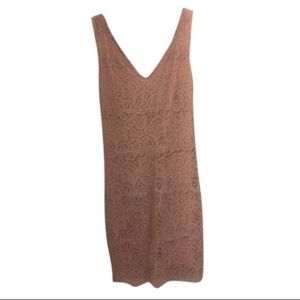 Cute lace body con dress