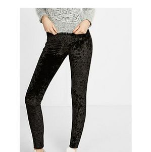 😀New😀Crushed velvet leggings. 😀New😀Crushed velvet leggings.