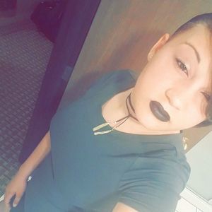 Meet your Posher, Alyssa