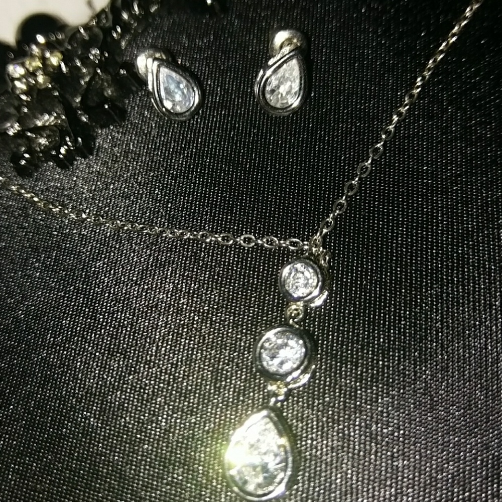 Silver Three Necklace and Earrings - Picture 6 of 6