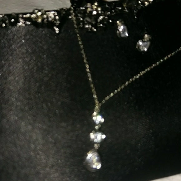 Silver Three Necklace and Earrings - Picture 4 of 6