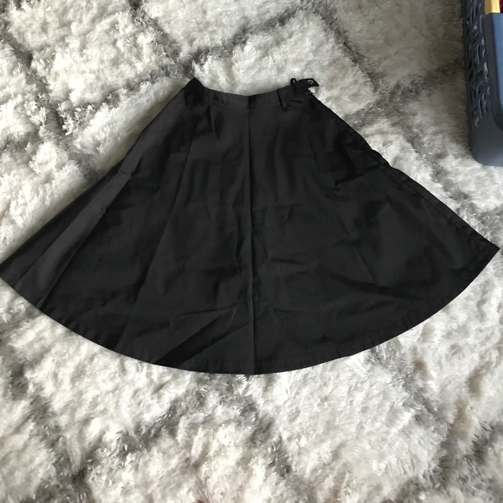 Prada nylon swing skirt size EU 38