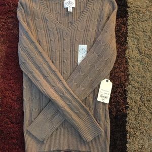 Neutral sweater Neutral sweater