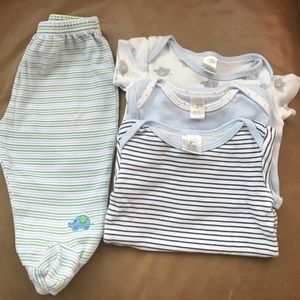 SALE!  $7 IF bundled. Infant onsies bundle