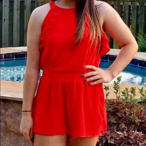 Super cute romper, perfect for date night Super cute romper, perfect for date night