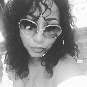 Meet your Posher, Renée