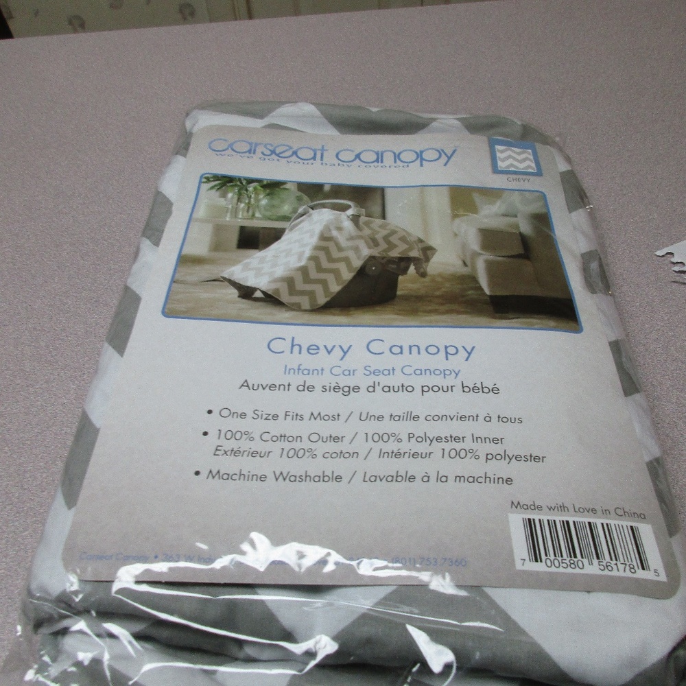 GRAY WHITE CHEVRON CARSEAT CANOPY COVER