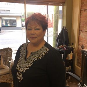 Meet your Posher, Elisa